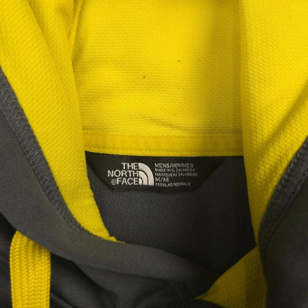 The North Face Mens Medium Hoodie Gray Yellow Logo Pullover Polyester Top